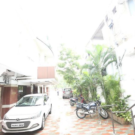 Hotel Ashok Residency Chennai Bagian luar foto