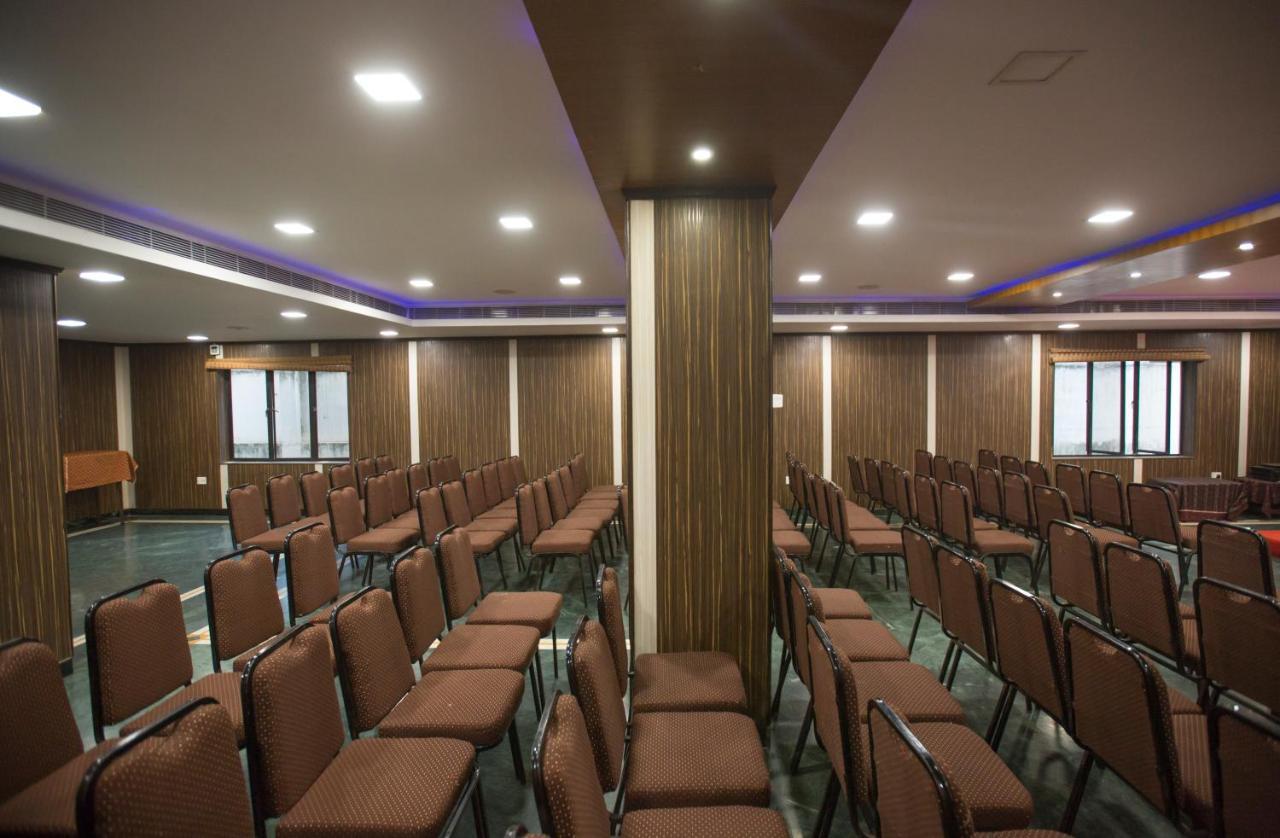 Hotel Ashok Residency Chennai Bagian luar foto